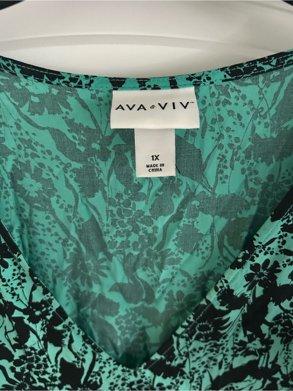 Ava & Viv Teal and Black Floral V-Neck Midi Dress - Picture 2 of 4